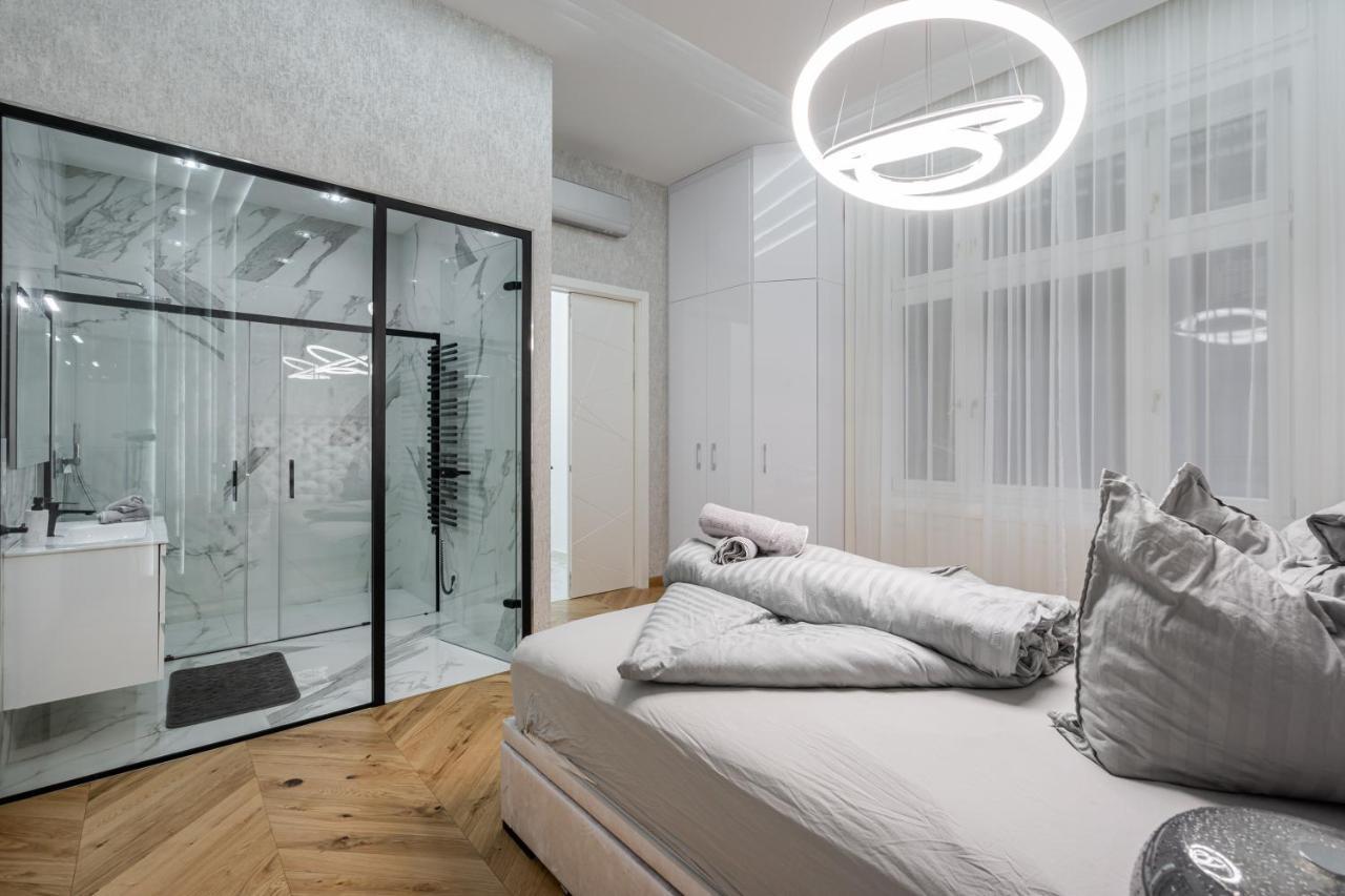 Heart Of Budapest Luxury Apartment With Amazing View Exterior photo